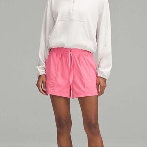 Lululemon Dance Studio High-Rise Short 3.5" Sakura Pink size 6